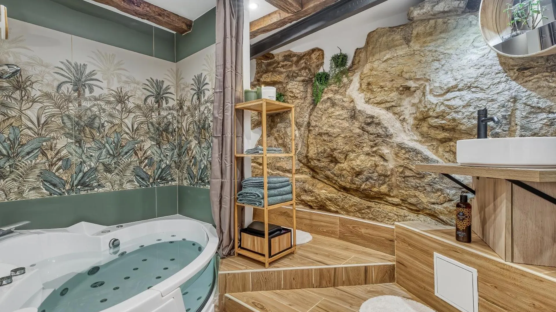 Secret Room Jacuzzi Vieille Ville Άννεσι 0*,  Γαλλία